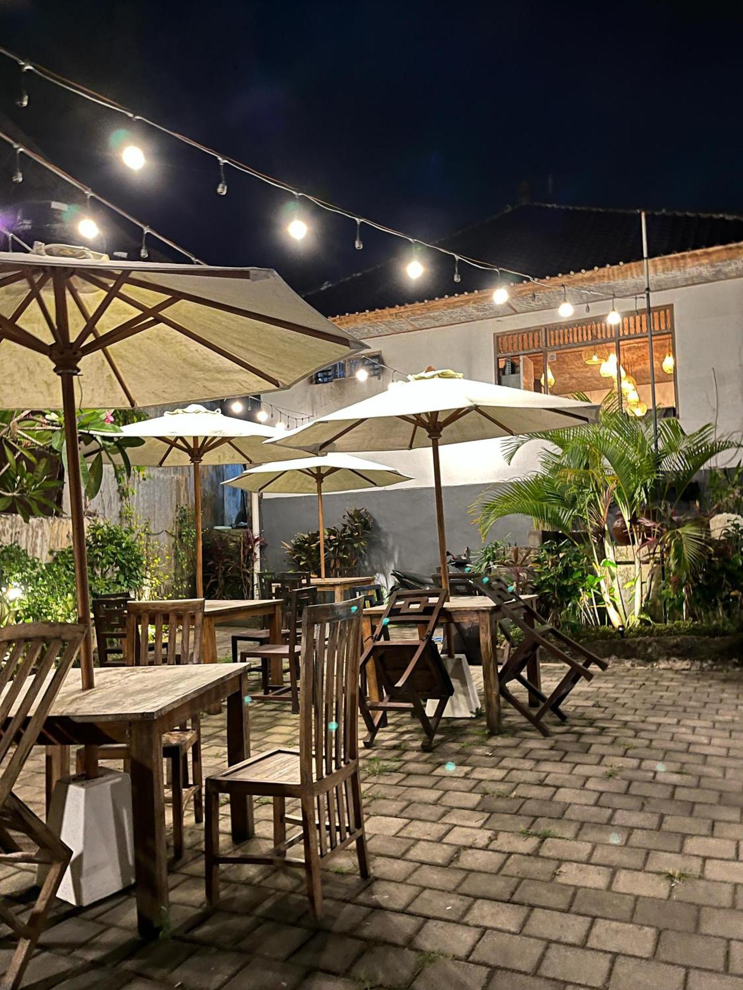 Padang-Padang Sari Homestay Uluwatu  Exterior photo