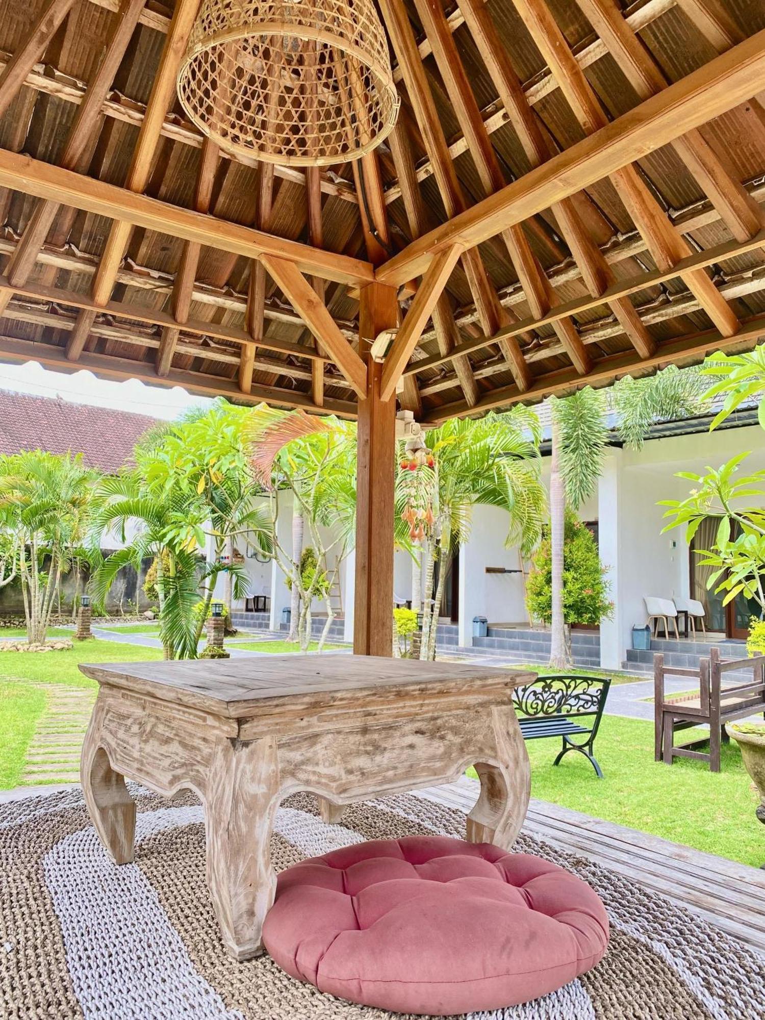 Padang-Padang Sari Homestay Uluwatu  Exterior photo